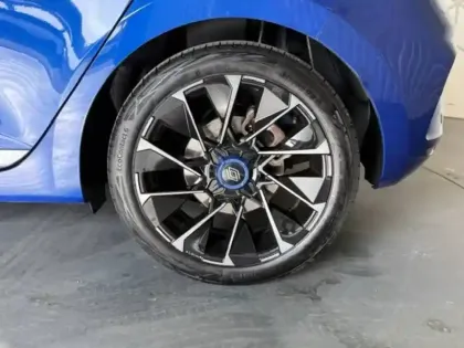 Photo 20 Renault Clio  E-Tech full hybrid 145