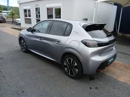 Photo 6 Peugeot 208  Hybrid 100 e-DCS6