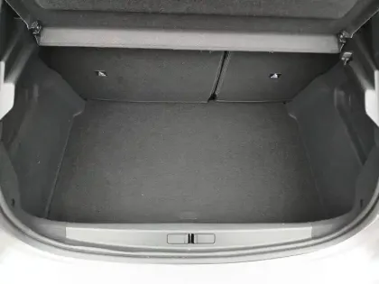 Photo 20 Peugeot 208  Hybrid 100 e-DCS6