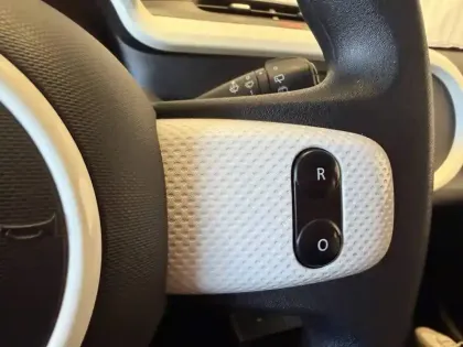 Photo 28 Renault Twingo  III E-Tech