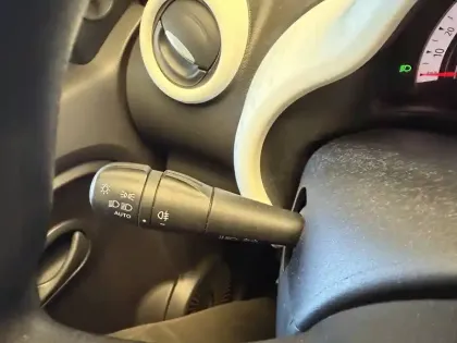 Photo 29 Renault Twingo  III E-Tech