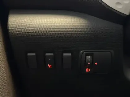 Photo 38 Renault Twingo  III E-Tech