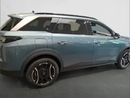 Photo 25 Peugeot 5008  Plug-in Hybrid 225 ch e-DCS7