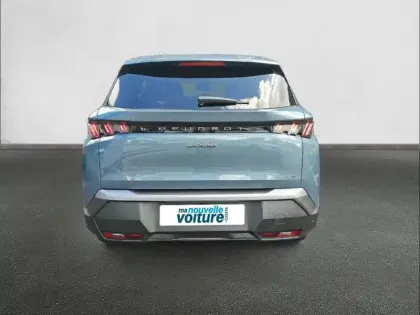Photo 48 Peugeot 5008  Plug-in Hybrid 225 ch e-DCS7
