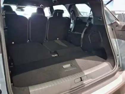 Photo 21 Peugeot 5008  Plug-in Hybrid 225 ch e-DCS7