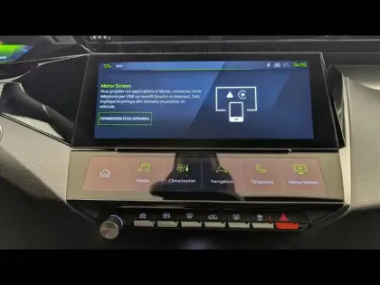 Photo 13 Peugeot 408  Hybrid 136 e-DCS6