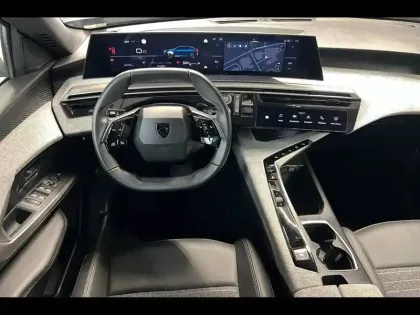 Photo 13 Peugeot 3008  Hybrid 136 e-DCS6