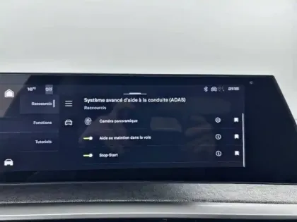 Photo 17 Peugeot 3008  Hybrid 136 e-DCS6
