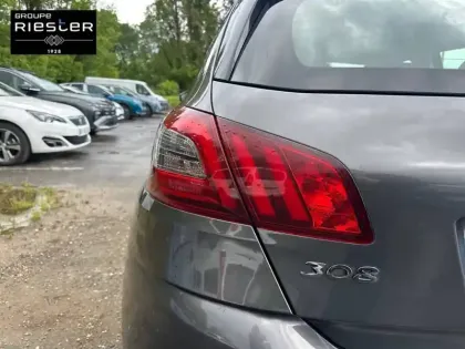 Photo 16 Peugeot 308  PureTech 110ch S&S BVM6
