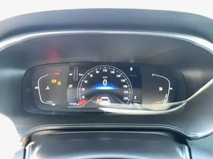 Photo 16 Renault Megane  IV Berline Blue dCi 115