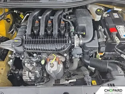 Photo 25 Peugeot 208  PureTech 75 S&S BVM5