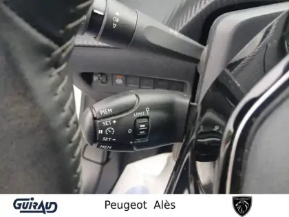 Photo 18 Peugeot 208  PureTech 100 S&S BVM6
