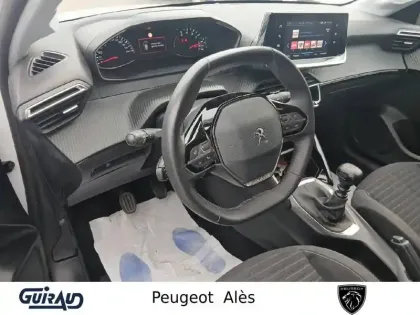Photo 8 Peugeot 208  PureTech 100 S&S BVM6