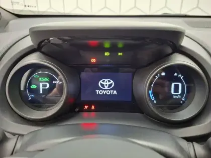 Photo 38 Toyota Yaris  Cross Hybride 116h 2WD