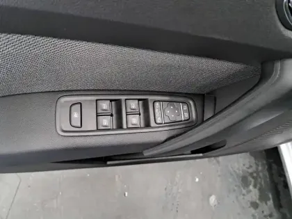 Photo 27 Renault Kangoo  E-Tech électrique EV45 DC 80kW