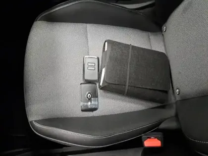 Photo 42 Renault Kangoo  E-Tech électrique EV45 DC 80kW
