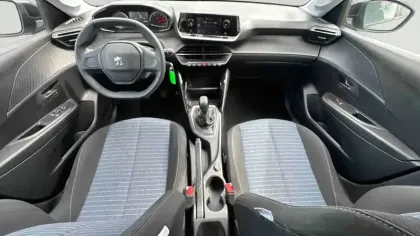 Photo 21 Peugeot 208  PureTech 75 S&S BVM5