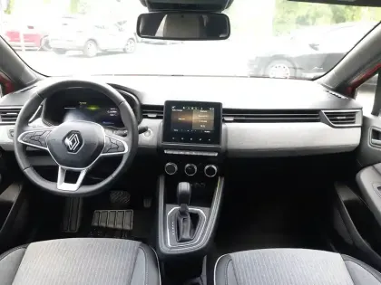 Photo 8 Renault Clio  E-Tech full hybrid 145