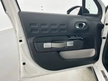Photo 27 Citroën C3  PureTech 83 S&S BVM5