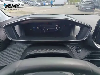 Photo 17 Peugeot 208  PureTech 100 S&S EAT8