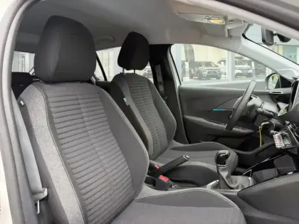 Photo 8 Peugeot 208  PureTech 75 S&S BVM5 Style