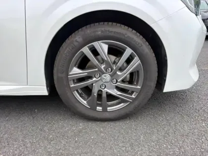 Photo 14 Peugeot 208  PureTech 75 S&S BVM5 Style