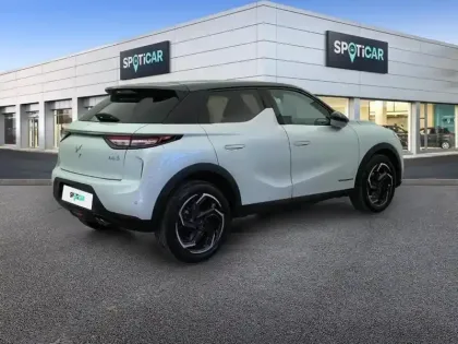 Photo 27 DS DS 3 DS3 Crossback PureTech 130 EAT8 Toits de Paris