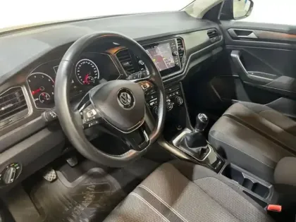 Photo 8 Volkswagen T-roc 1.0 TSI 115 Start/Stop BVM6 Lounge