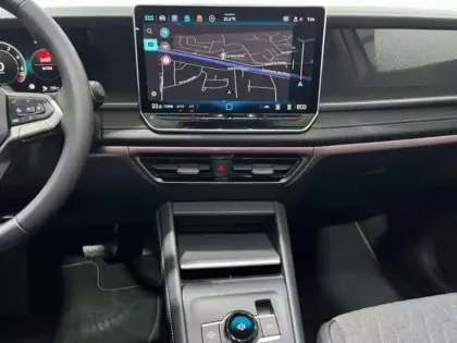 Photo 9 Volkswagen Tayron 1.5 eHybrid 204ch DSG6 5pl VW Edition