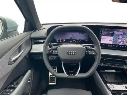 Photo 8 Audi Q3 SB E HYBRID 272 CH S tronic 6