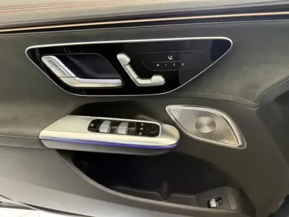 Photo 12 Mercedes Classe E EQE 350+ AMG Line