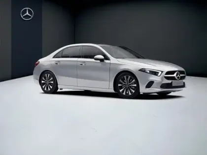 Photo 14 Mercedes Classe A 250 e Berline Business Line
