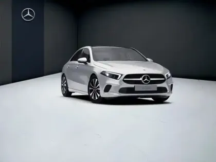 Photo 12 Mercedes Classe A 250 e Berline Business Line