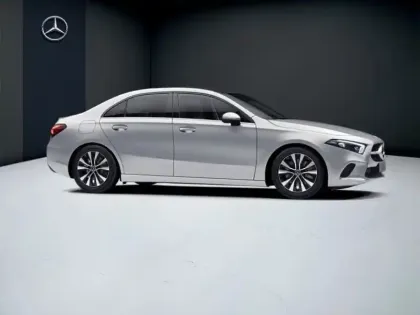 Photo 16 Mercedes Classe A 250 e Berline Business Line
