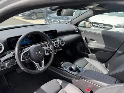 Photo 30 Mercedes Classe A 250 e Berline Business Line