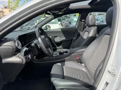 Photo 31 Mercedes Classe A 250 e Berline Business Line