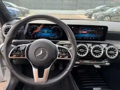 Photo 34 Mercedes Classe A 250 e Berline Business Line