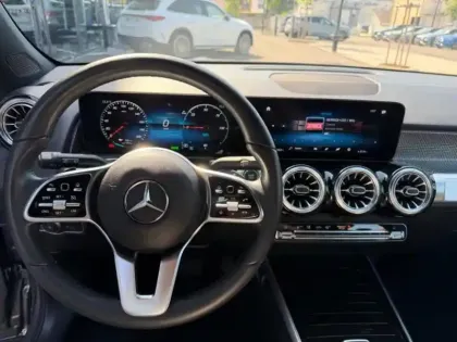 Photo 34 Mercedes Classe B EQB 250 Progressive Line