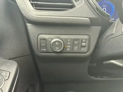 Photo 17 Ford Kuga 2.5 Duratec 190ch FHEV ST-Line X BVA