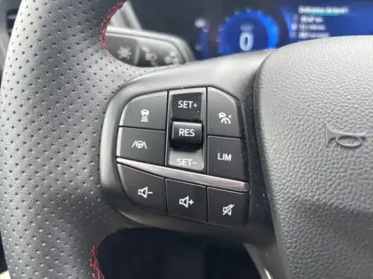 Photo 16 Ford Kuga 2.5 Duratec 190ch FHEV ST-Line X BVA
