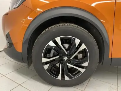 Photo 8 Peugeot 2008  1.2 PureTech 130ch S&S GT EAT8