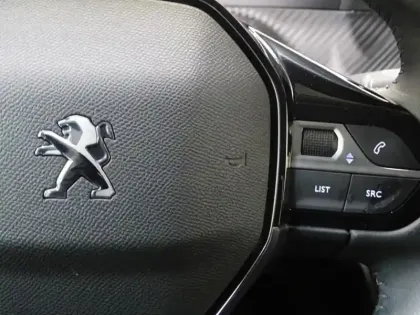 Photo 14 Peugeot 208  1.2 PureTech 75ch S&S Active