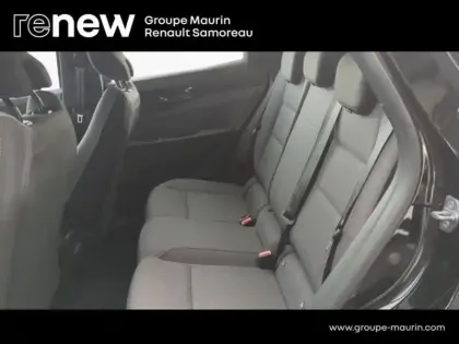 Photo 12 Renault Austral  1.2 TCe mild hybrid advanced 130ch Evolution - 23
