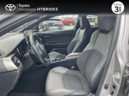 Photo 10 Toyota C-HR  122h Distinctive 2WD E-CVT MY22
