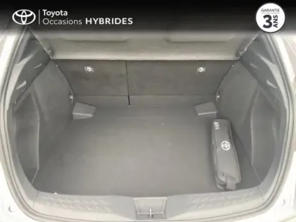 Photo 9 Toyota C-HR  122h Distinctive 2WD E-CVT MY22