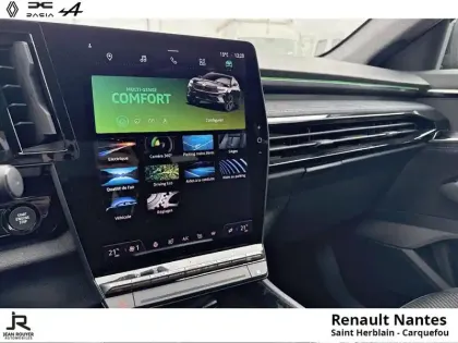 Photo 19 Renault Espace  E-Tech full hybrid 200ch esprit Alpine 7 Places