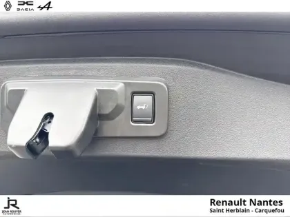 Photo 26 Renault Espace  E-Tech full hybrid 200ch esprit Alpine 7 Places