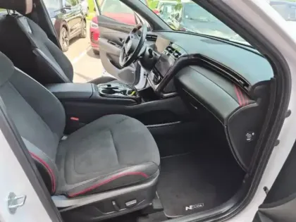 Photo 10 Hyundai Tucson  1.6 T-GDi 150ch Hybrid 48V N Line Executive DCT7