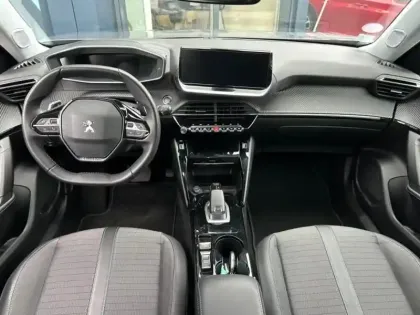 Photo 8 Peugeot 2008  1.2 PureTech 130ch S&S Allure Pack EAT8