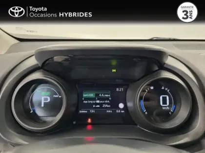 Photo 13 Toyota Yaris  Cross 116h Dynamic MY22